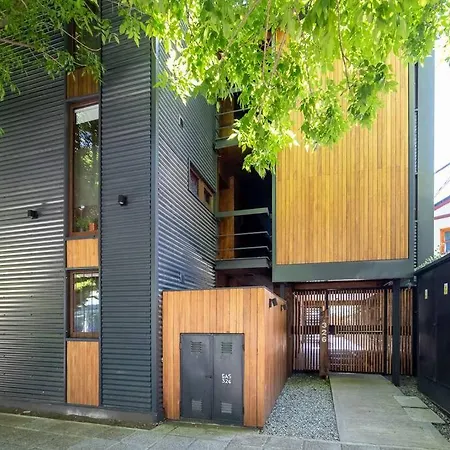 Departamento De 1 Ambiente, Edificio Viveros 2, Centro San Martin De Los Andes Con Patio Exterior photo