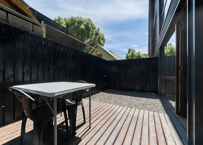 Departamento de 1 ambiente, Edificio Viveros 2, centro San Martín de los Andes con patio